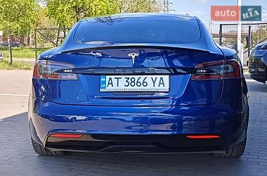 Лифтбек Tesla Model S 2021 в Львове