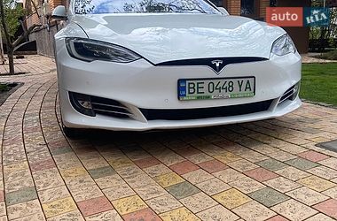 Ліфтбек Tesla Model S 2016 в Миколаєві