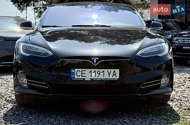 Ліфтбек Tesla Model S 2018 в Чернівцях