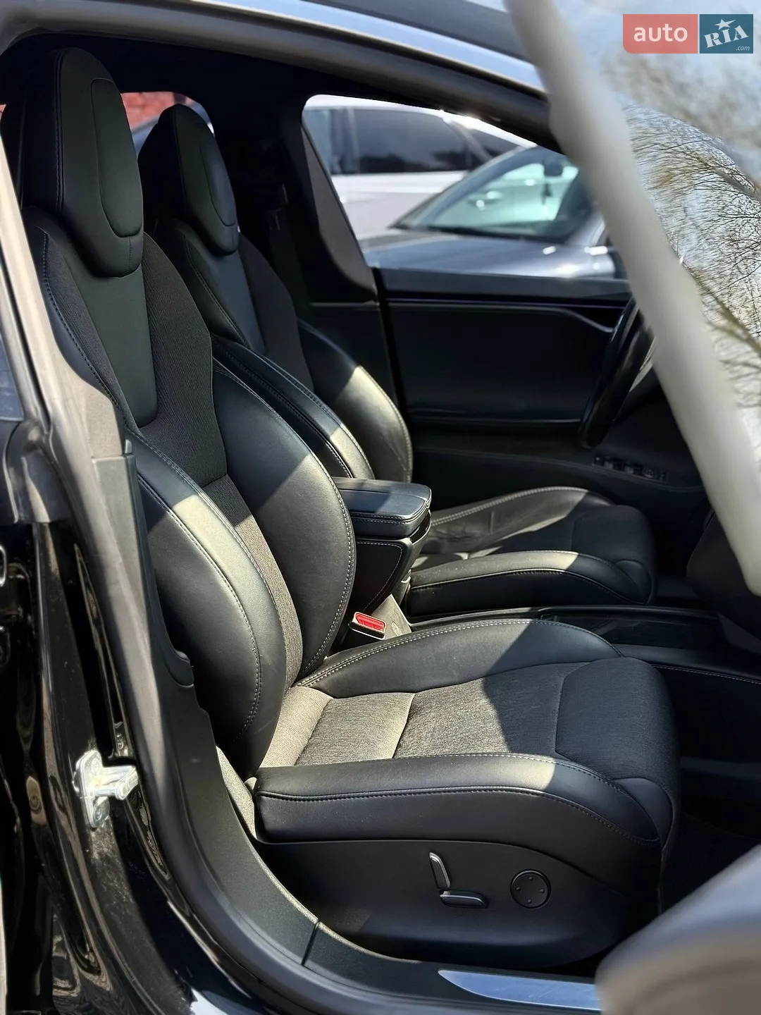 2018 Tesla Model S - мініатюра 10