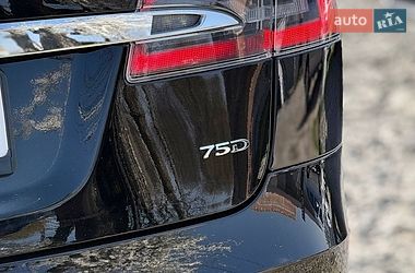 Ліфтбек Tesla Model S 2018 в Чернівцях
