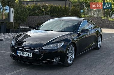 Ліфтбек Tesla Model S 2014 в Ужгороді
