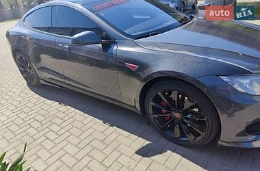 Лифтбек Tesla Model S 2014 в Черкассах
