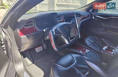 Лифтбек Tesla Model S 2014 в Черкассах