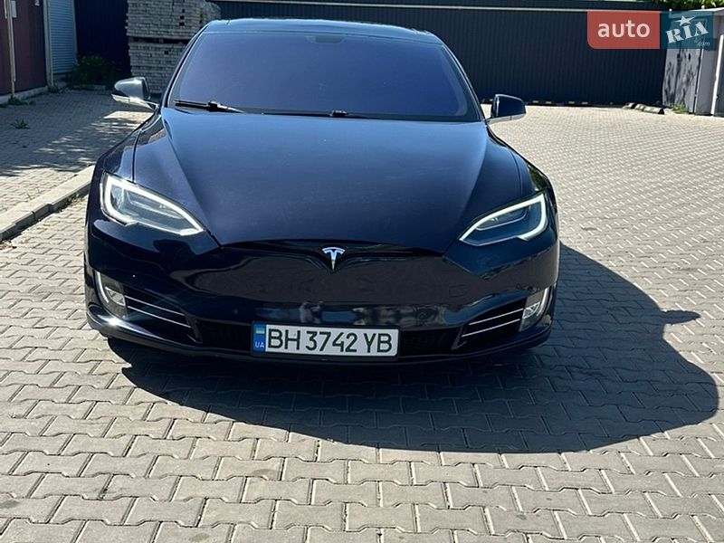 Лифтбек Tesla Model S 2013 в Одессе