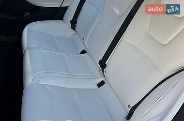 Лифтбек Tesla Model S 2018 в Василькове