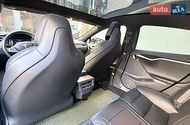 Лифтбек Tesla Model S 2017 в Одессе