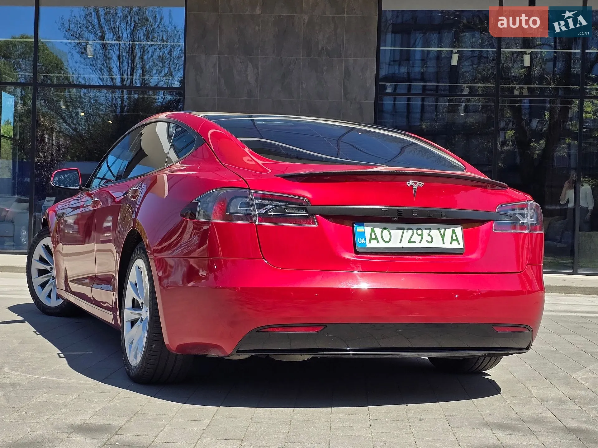 2020 Tesla Model S - мініатюра 10