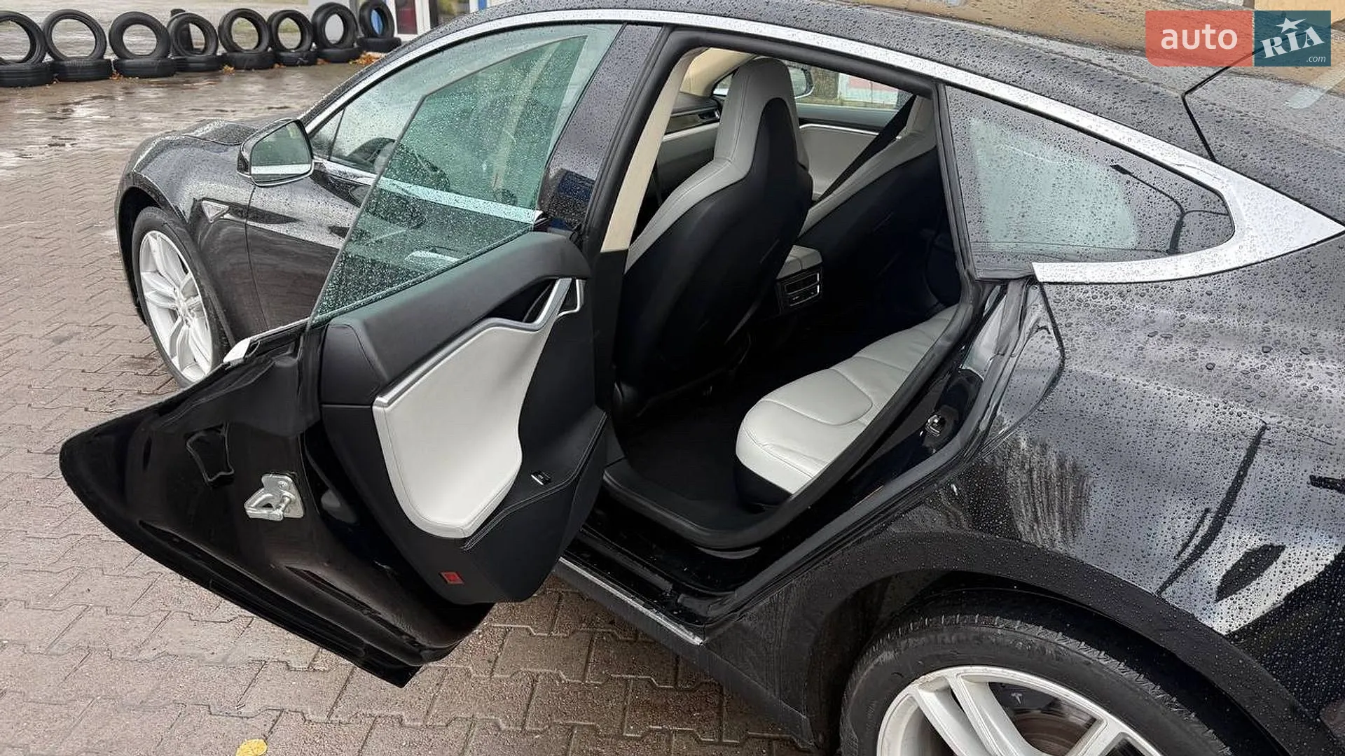 2013 Tesla Model S - мініатюра 4