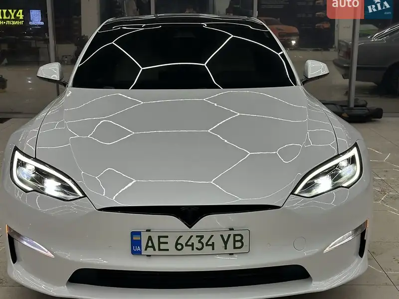 Tesla Model S 2022