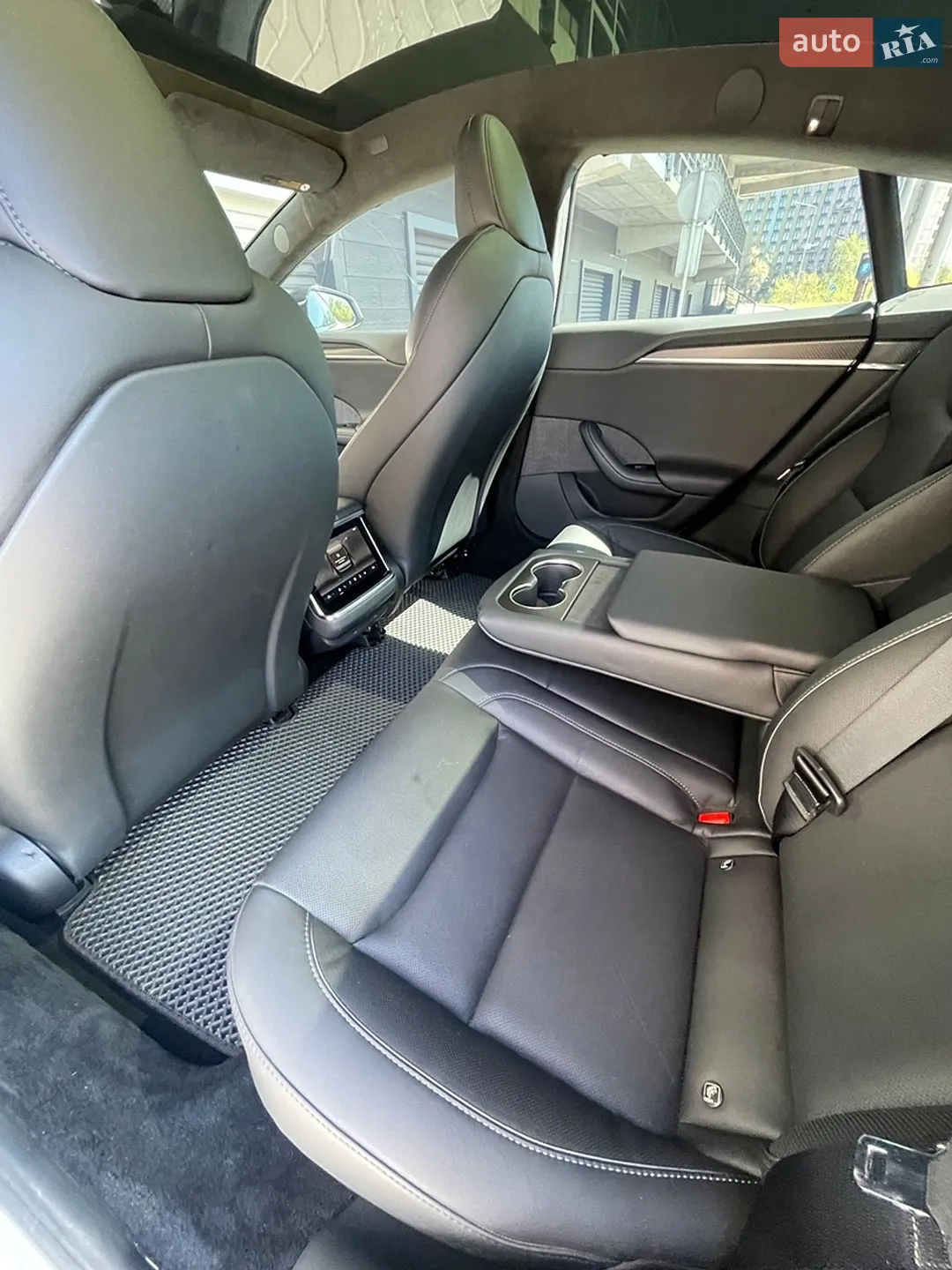 2021 Tesla Model S - мініатюра 22