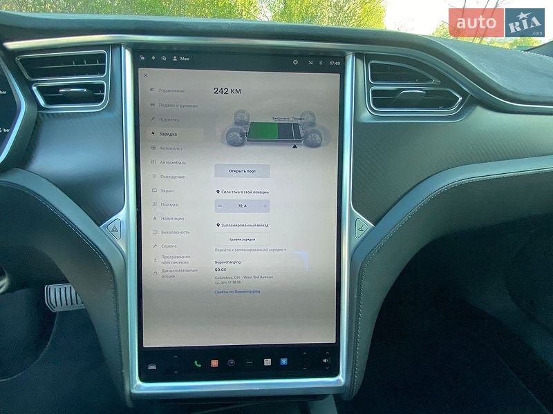 Лифтбек Tesla Model S 2017 в Киеве