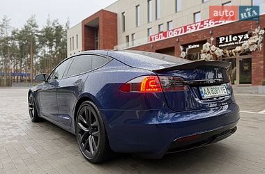 Ліфтбек Tesla Model S 2021 в Києві