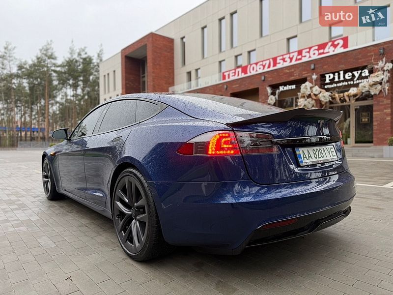 Ліфтбек Tesla Model S 2021 в Києві