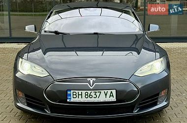 Лифтбек Tesla Model S 2015 в Одессе