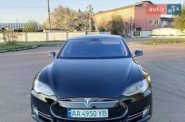 Лифтбек Tesla Model S 2013 в Киеве