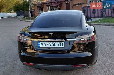 Лифтбек Tesla Model S 2013 в Киеве