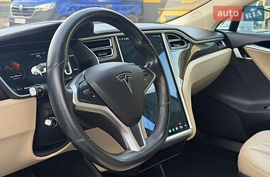 Лифтбек Tesla Model S 2014 в Ровно