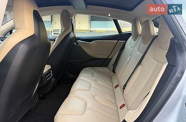 Лифтбек Tesla Model S 2014 в Ровно