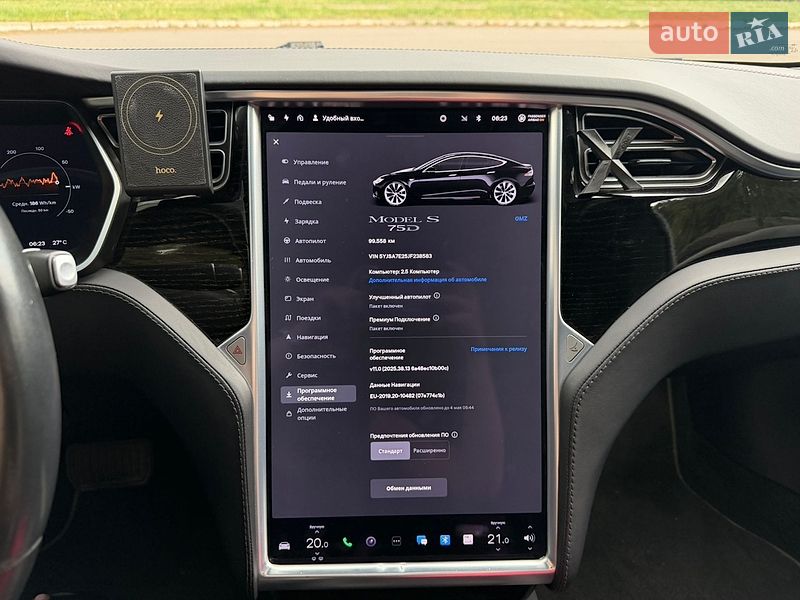 Лифтбек Tesla Model S 2018 в Клевани