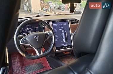Лифтбек Tesla Model S 2017 в Киеве