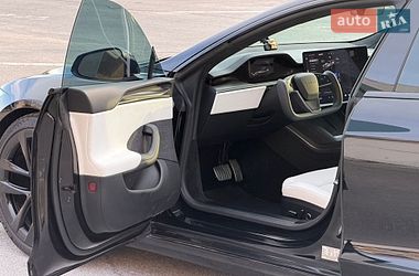 Лифтбек Tesla Model S 2024 в Запорожье