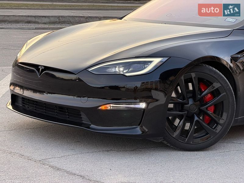 Лифтбек Tesla Model S 2024 в Запорожье