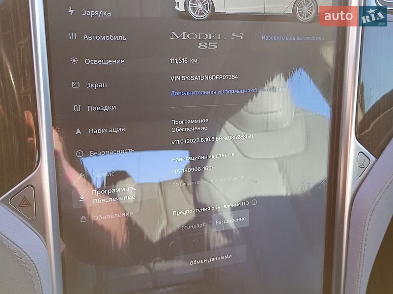 Ліфтбек Tesla Model S 2013 в Сарнах