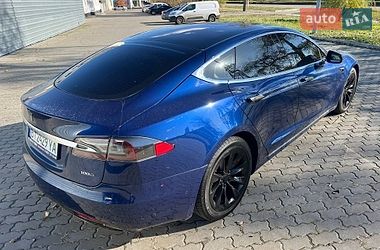 Лифтбек Tesla Model S 2017 в Кременчуге