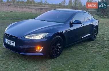 Ліфтбек Tesla Model S 2017 в Пирятині