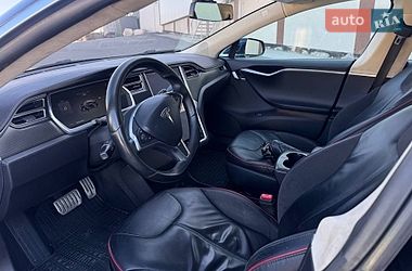 Ліфтбек Tesla Model S 2013 в Вінниці