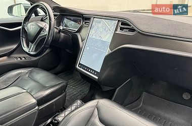 Ліфтбек Tesla Model S 2015 в Вінниці