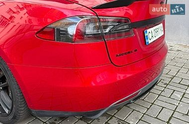 Ліфтбек Tesla Model S 2014 в Черкасах