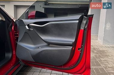 Ліфтбек Tesla Model S 2014 в Черкасах