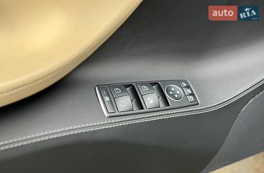 Лифтбек Tesla Model S 2015 в Киеве