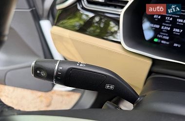Лифтбек Tesla Model S 2015 в Киеве