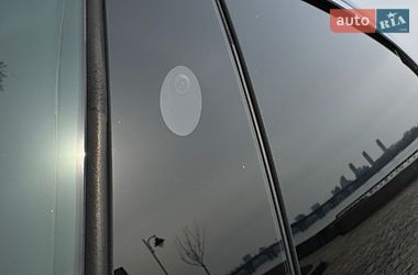 Лифтбек Tesla Model S 2017 в Киеве