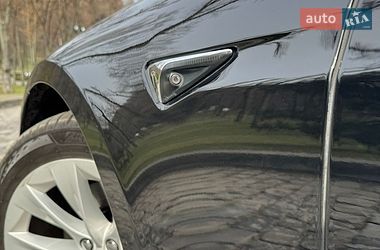Лифтбек Tesla Model S 2017 в Киеве