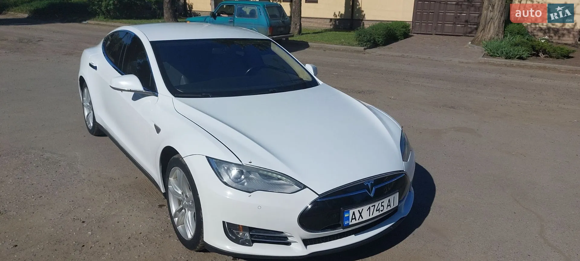 2013 Tesla Model S - мініатюра 2