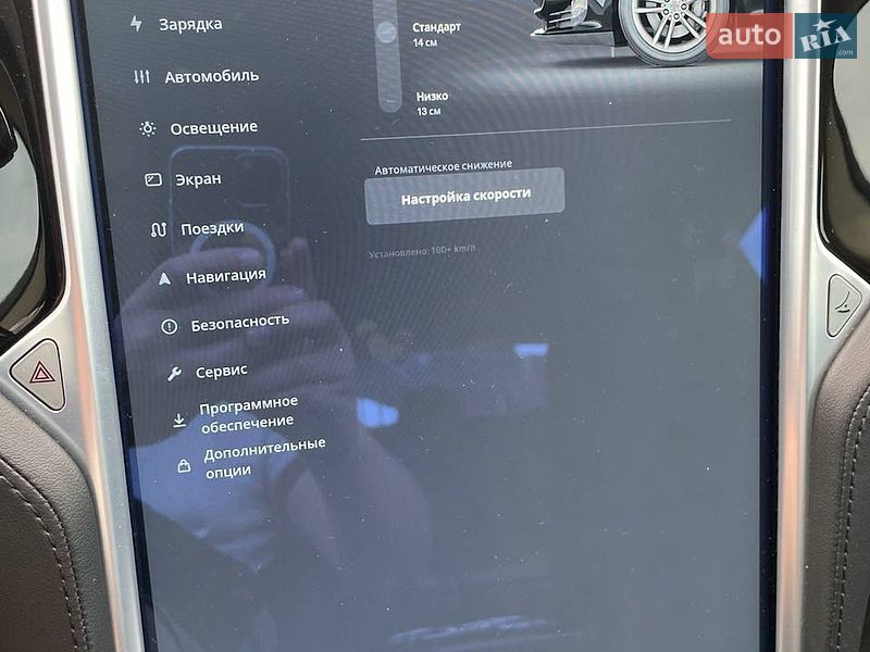 Ліфтбек Tesla Model S 2014 в Києві