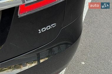 Лифтбек Tesla Model S 2018 в Киеве