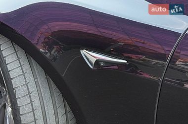 Лифтбек Tesla Model S 2018 в Киеве