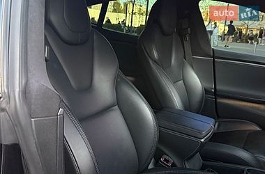 Лифтбек Tesla Model S 2018 в Киеве