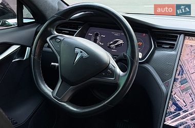 Лифтбек Tesla Model S 2018 в Киеве