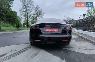 Лифтбек Tesla Model S 2021 в Львове