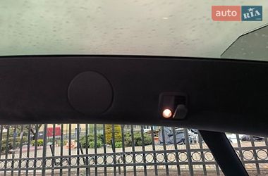 Лифтбек Tesla Model S 2021 в Львове