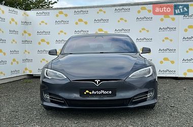 Ліфтбек Tesla Model S 2017 в Луцьку