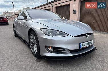 Лифтбек Tesla Model S 2014 в Софиевской Борщаговке