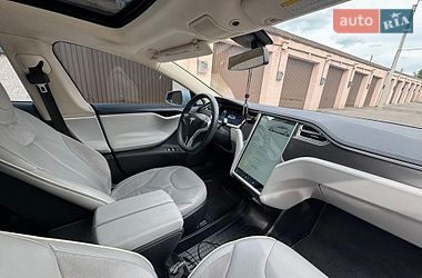 Лифтбек Tesla Model S 2014 в Софиевской Борщаговке