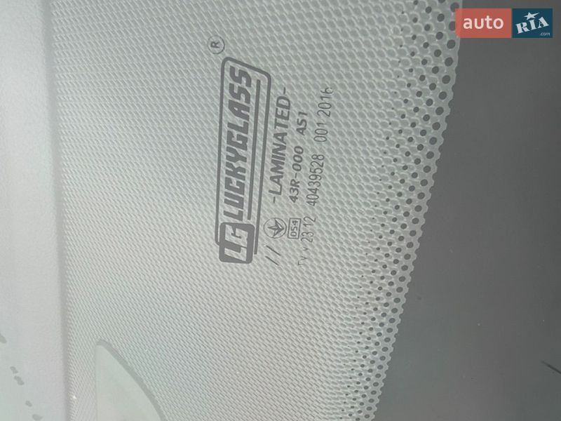 Лифтбек Tesla Model S 2013 в Ивано-Франковске
